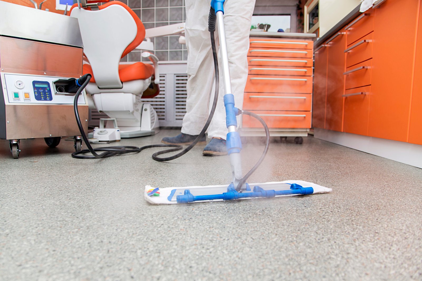 Floor cleaning services - Office Pro Commercial cleaning Service Irvine